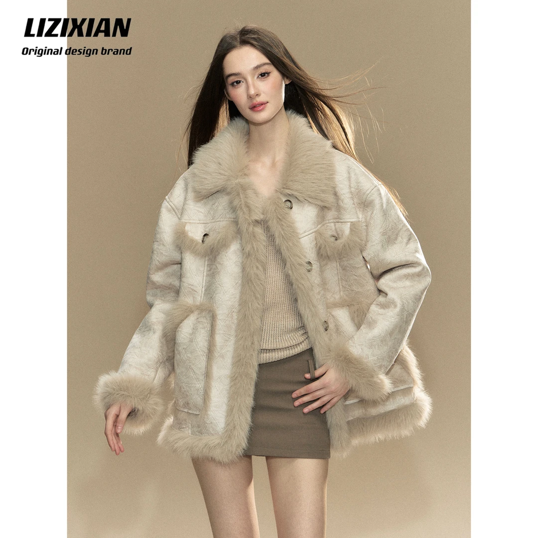 LIZIXIAN李梓仙原创设计米白色菱格撞色毛毛皮毛一体冬季新品外套