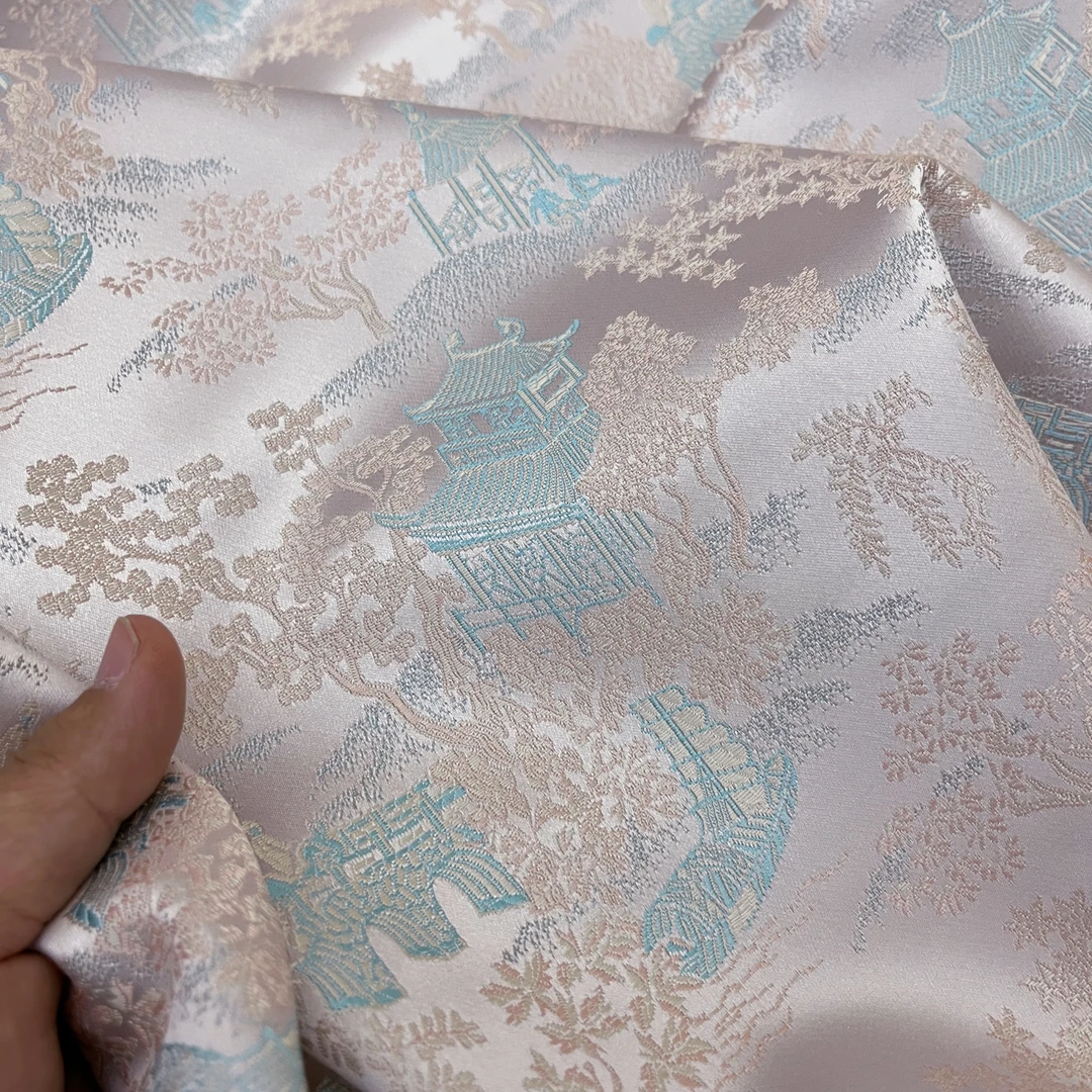 浅粉色底亭台楼阁 仿宋锦织锦缎国风提花服装面料做手工