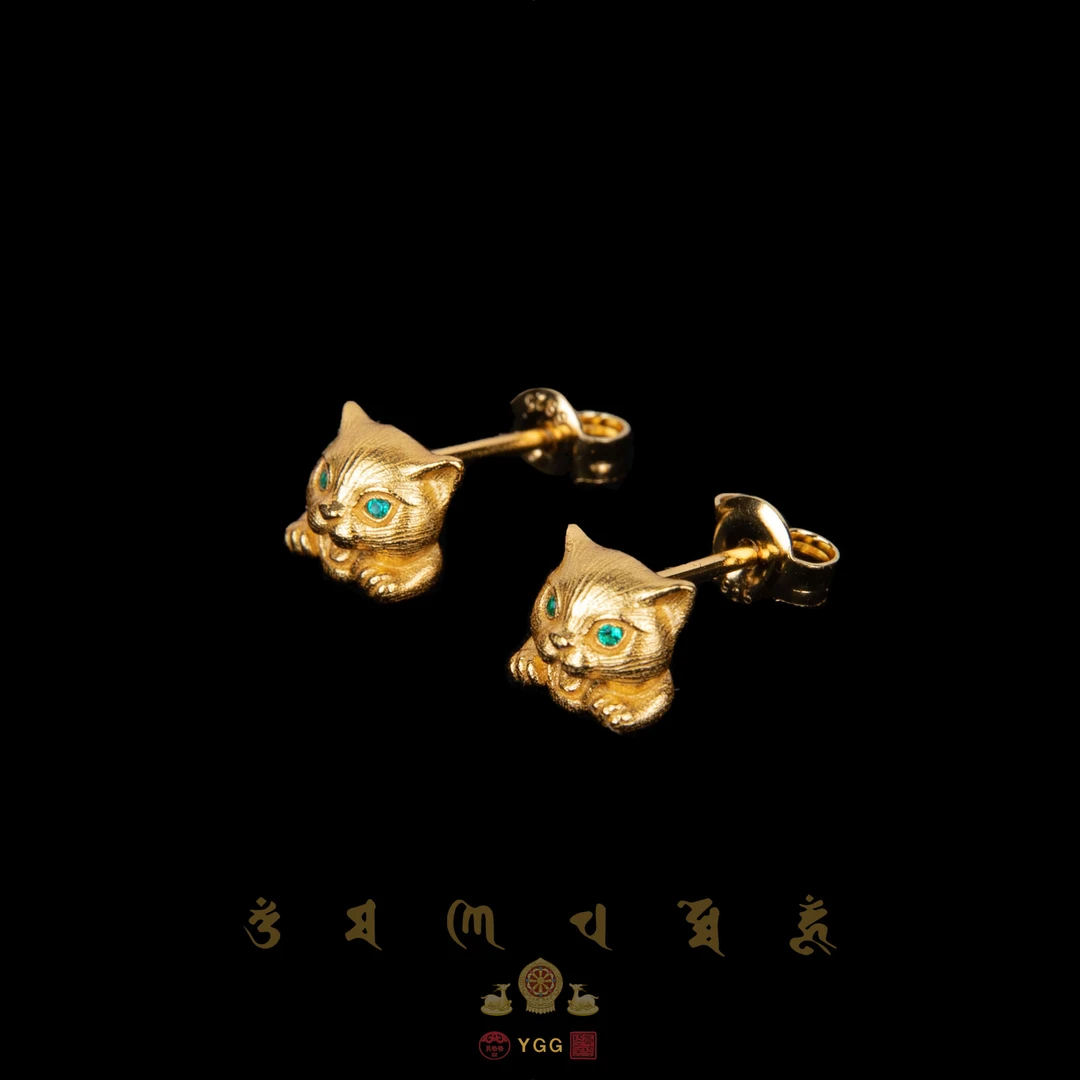员格格 925银银制品 【般若·万象】招猫咪耳钉/ATPX50