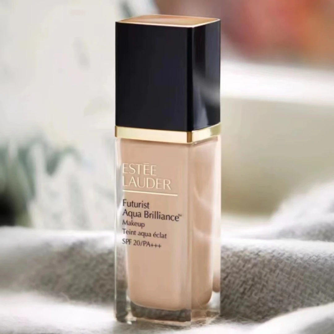 Estee Lauder/雅诗兰黛沁水粉底液#1CO