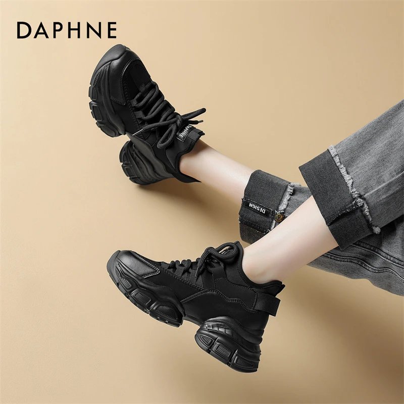达芙妮老爹鞋女款百搭新款秋冬季加绒厚底显脚小网红超火运动鞋女