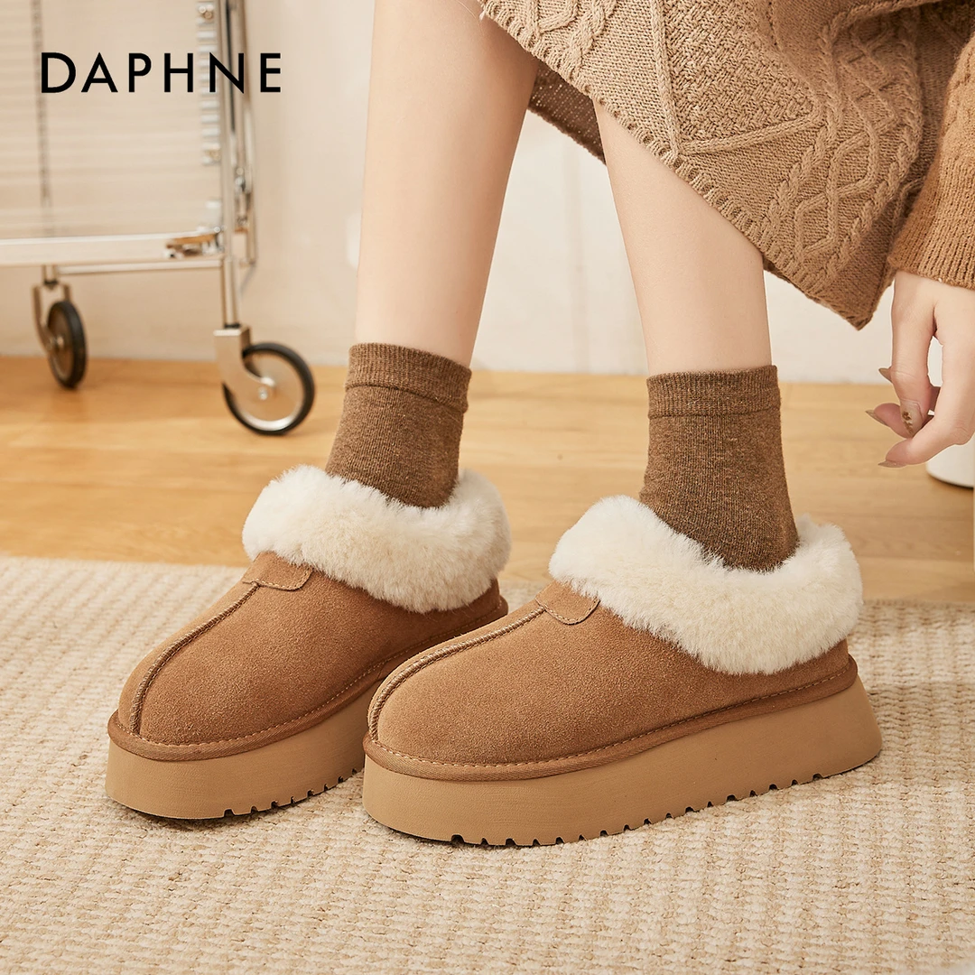 达芙妮网红款雪地靴女款时尚新款冬季毛毛鞋加绒女鞋厚底秋冬棉鞋