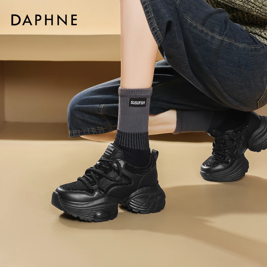 达芙妮老爹鞋女2025春季新款时尚高级烫钻网面透气厚底增高休闲鞋