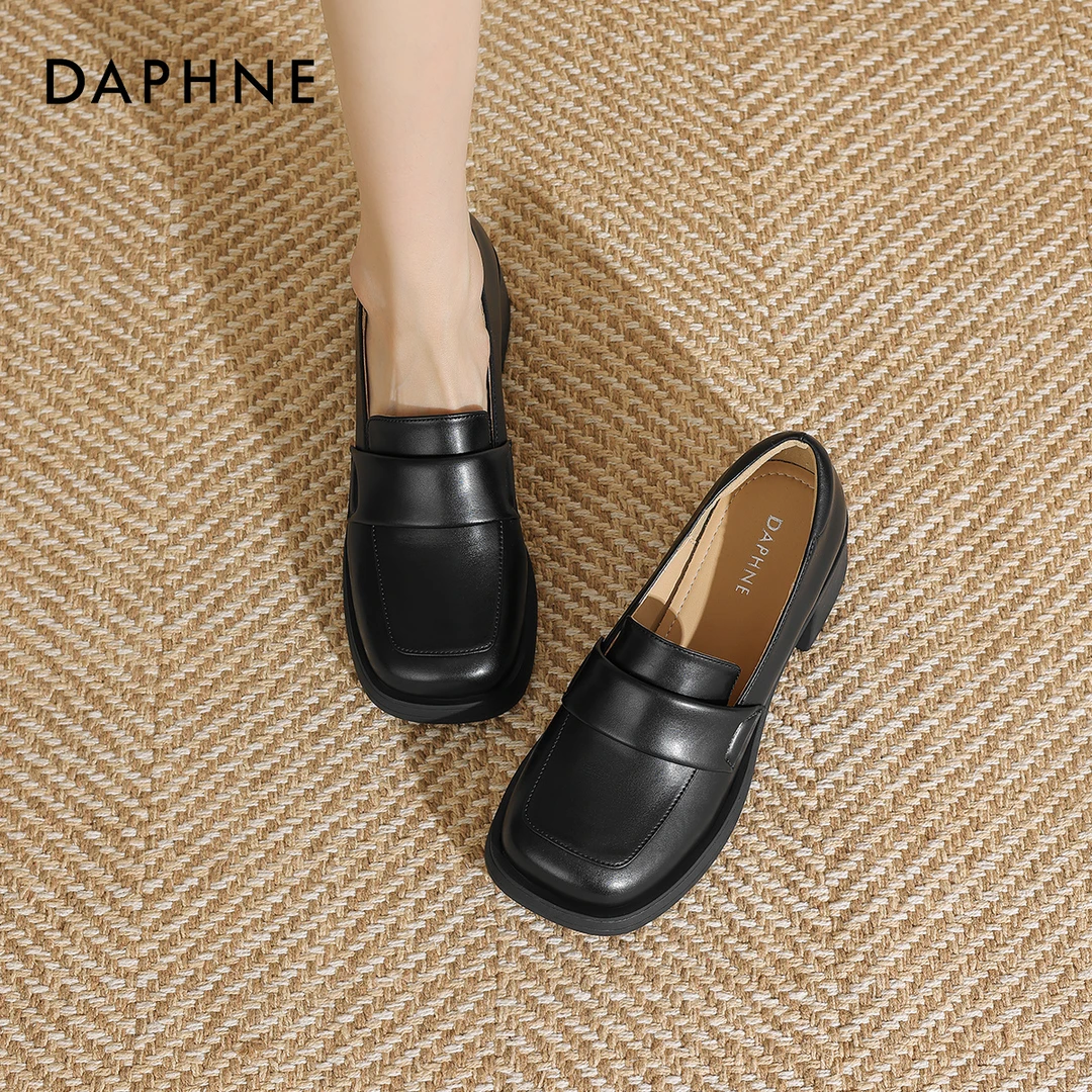 达芙妮方头高跟乐福鞋女鞋2025新款秋季真皮黑色英伦风粗跟小皮鞋