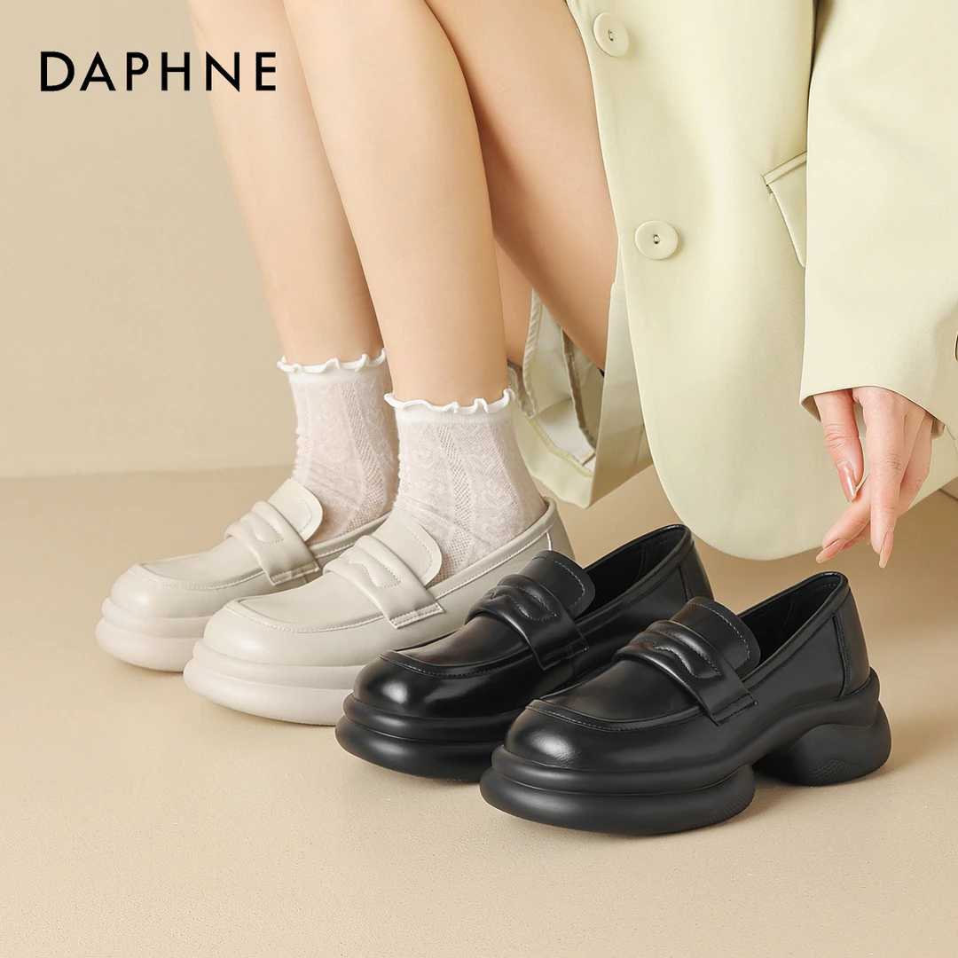 达芙妮厚底乐福鞋女2025新款厚底高级感宽头复古英伦风小皮鞋单鞋