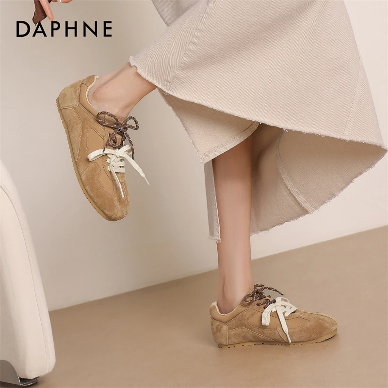 达芙妮德训鞋女2025秋季新款拼色深口松糕底板鞋系带通勤休闲鞋潮