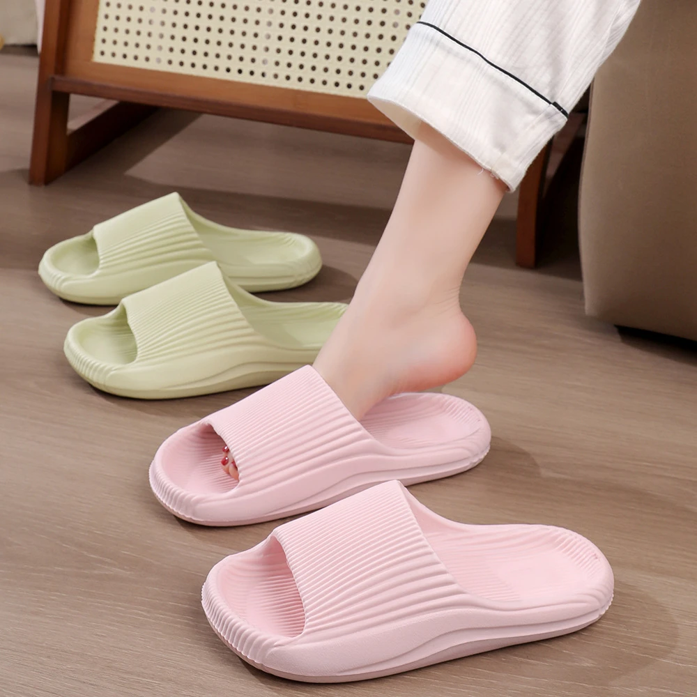 居家凉拖鞋女夏季厚底情侣洗澡浴室防滑轻盈耐磨舒适透气不臭脚