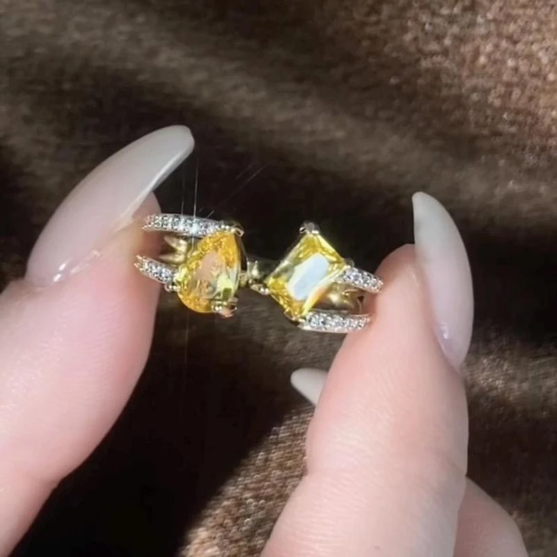 铜合金合成锆石戒指 【868】小众轻奢时尚精致高级ins百搭戒指