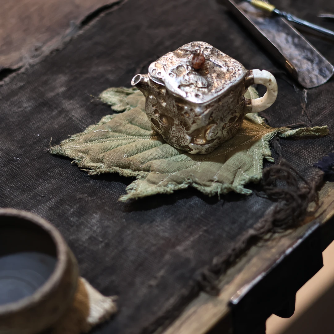 【柿间浅憩】原创全手工*纤尘不染系列*植物染*树叶*杯垫*茶周边