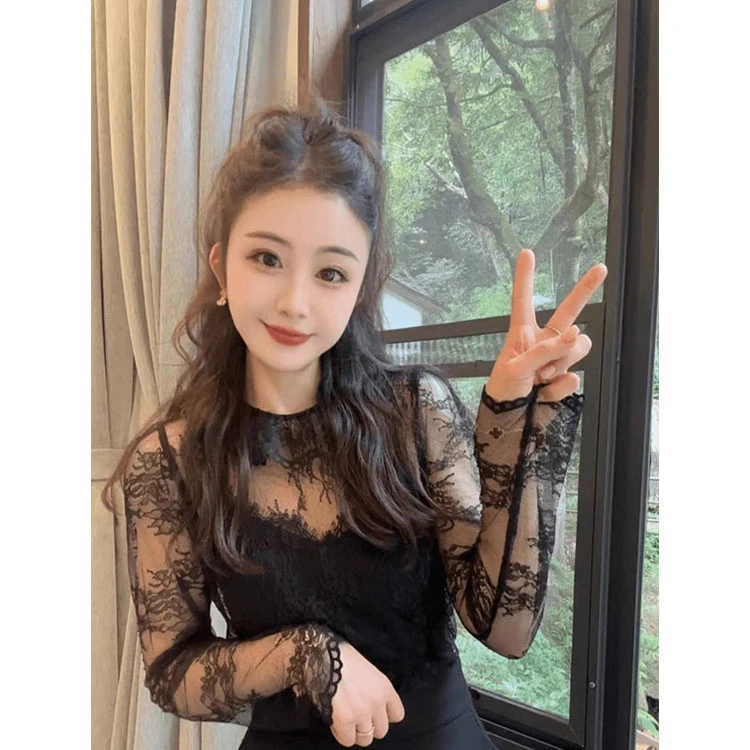 韩系氛围感穿搭黑色内搭蕾丝打底衫女2024新款透明网纱长袖上衣女