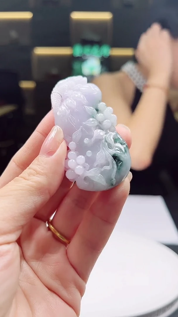 【闪购商品】翡翠挂件未镶嵌天然翡翠颈饰挂件吊坠
