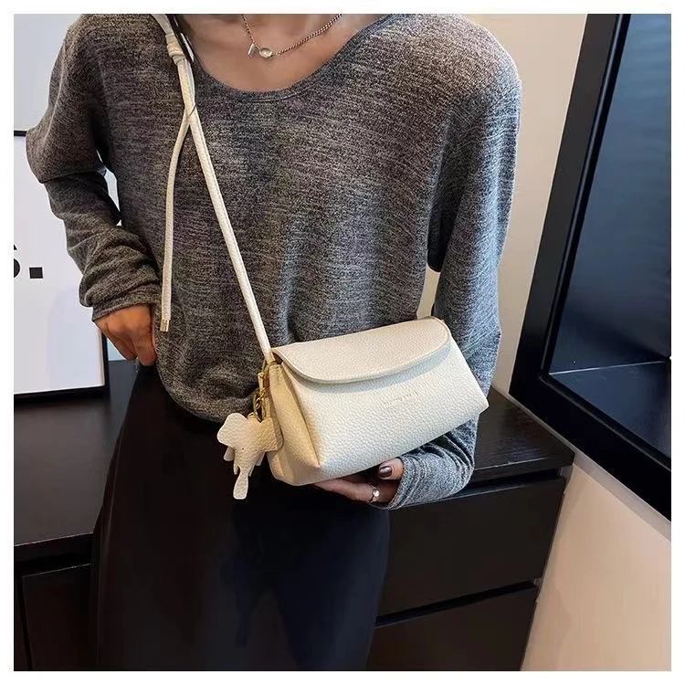 【宠粉福利】新款时尚百搭肩包网红休闲简约小包包单肩斜挎ins女包