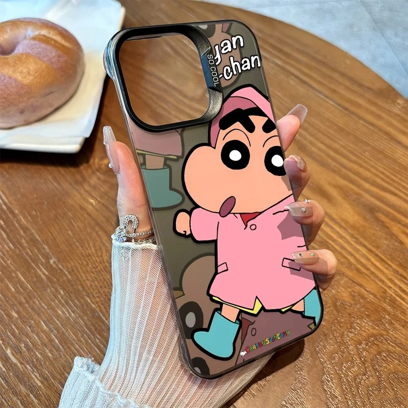 可爱粉色蜡笔小新适用苹果16promax手机壳无边框iPhone 17保护壳