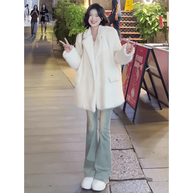 设计感轮廓型宽松加厚显瘦上衣现货秋冬新款西装领羊羔毛外套女