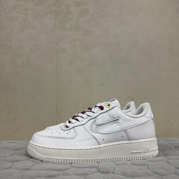 40.5码/af1白金/原盒/99新/公价1209/板鞋
