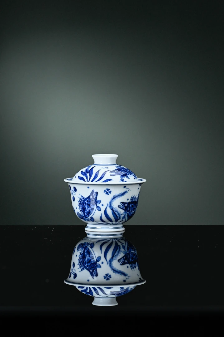 【青花·鱼藻纹鳜鱼盖碗】景德镇手绘青花鳜鱼盖碗100毫升