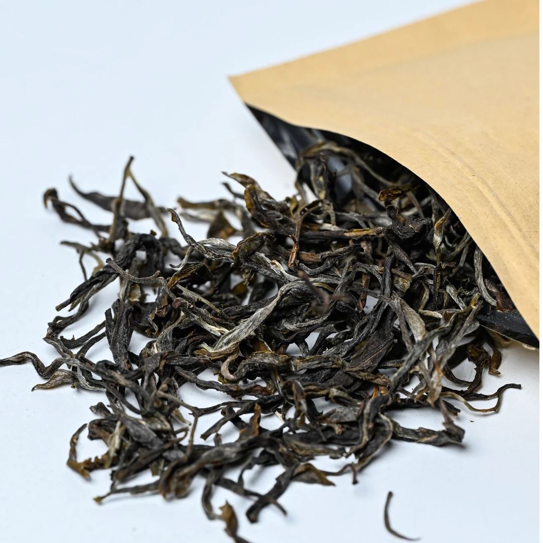 【易武麒麟.弯弓古树】老林推荐爆款晒青生普灌装散茶16克