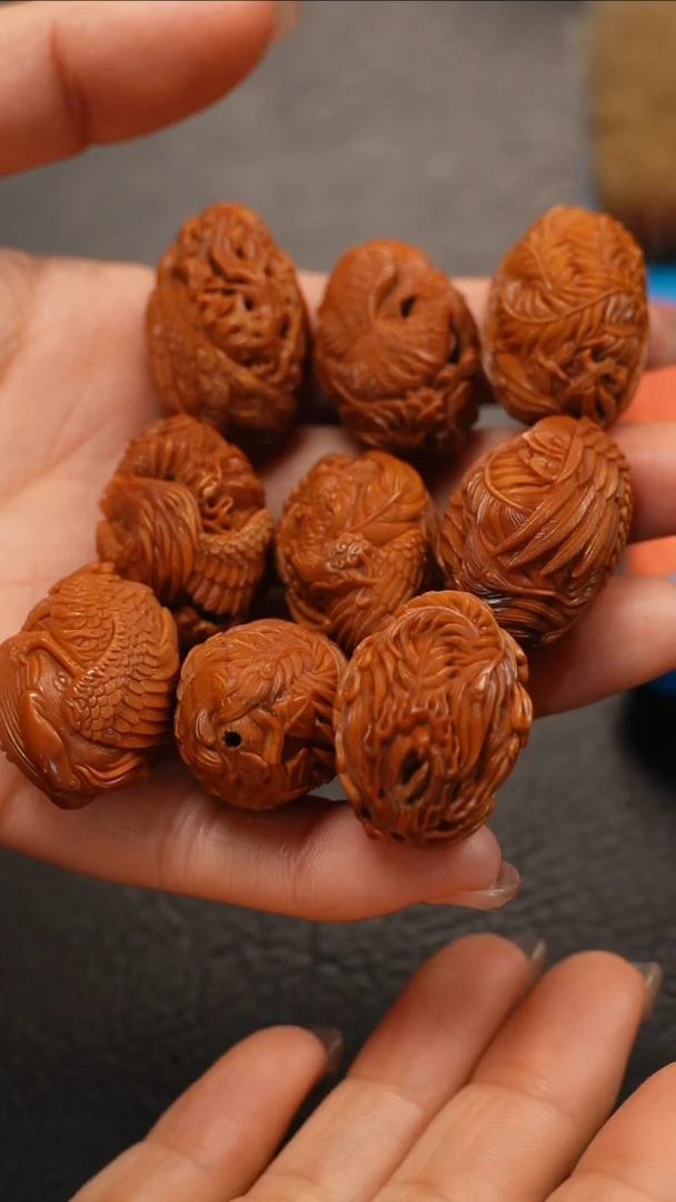 【闪购商品】橄榄核核雕橄榄核文玩作品+