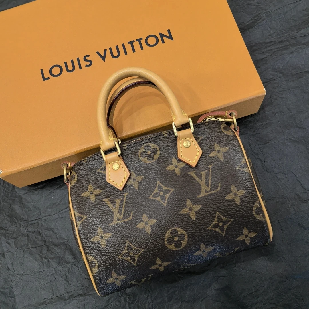 修复品 LouisVuitton/路易威登【小花】/枕头nano/24h试背