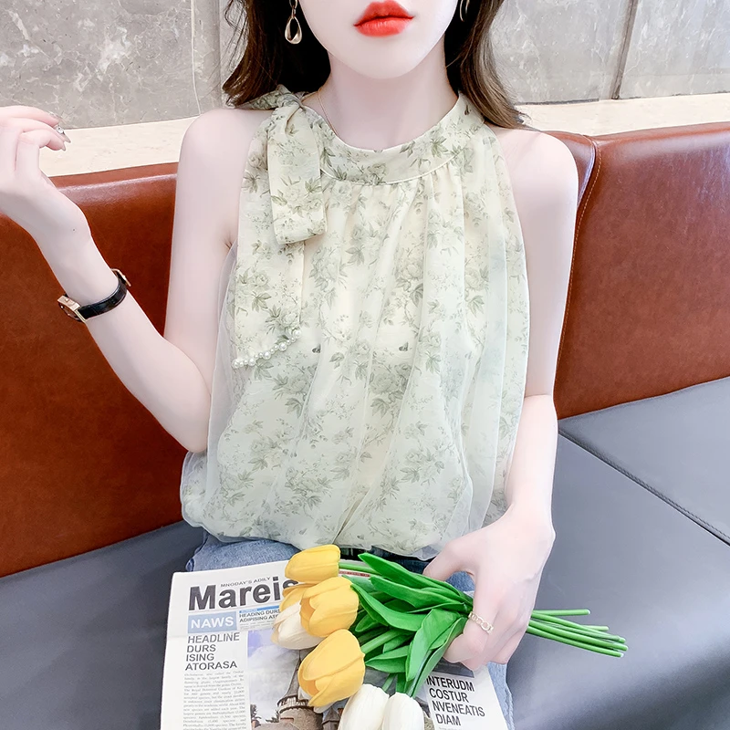 2025夏季新款气质蝴蝶结挂脖露肩碎花雪纺衬衫女甜美减龄无袖上衣