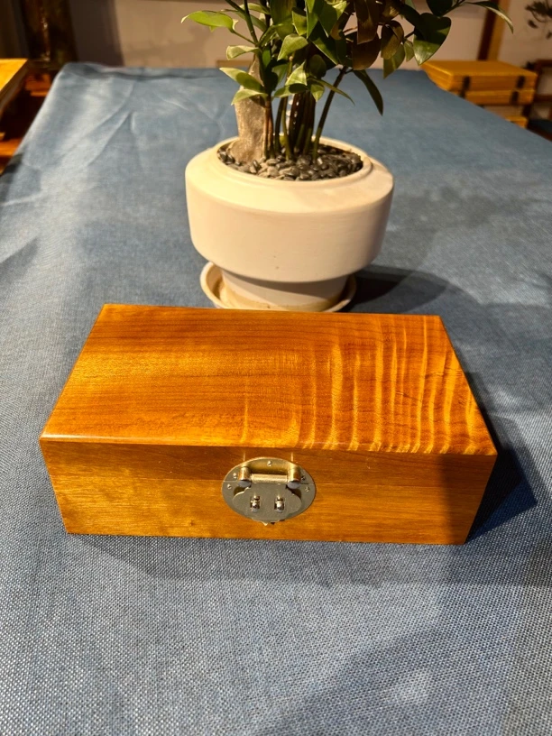 正品金丝楠木小叶桢楠纹理首饰盒珠宝盒实木独板收纳盒礼品盒