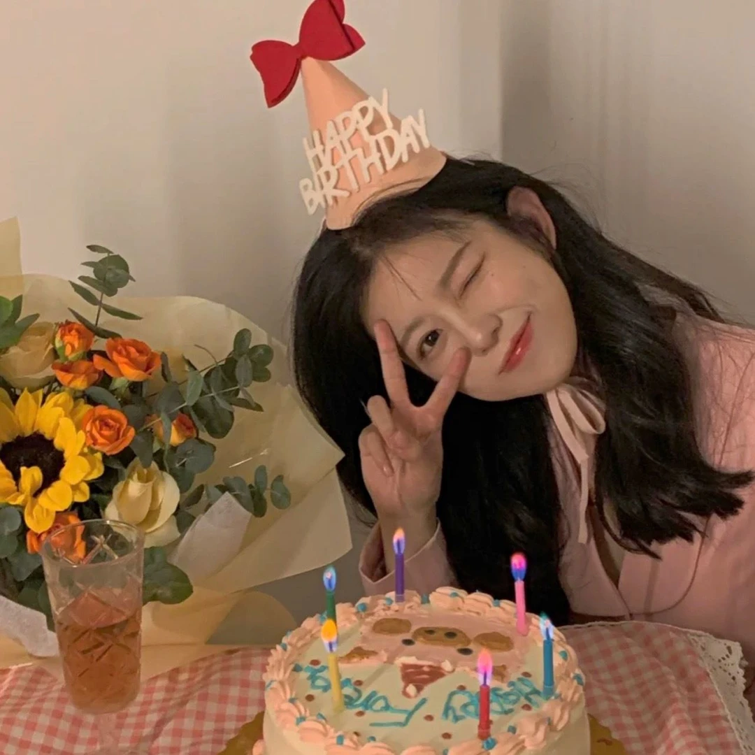 ins网红同款毛毡生日帽姐妹闺蜜拍照道具蝴蝶结可爱派对拍照头饰
