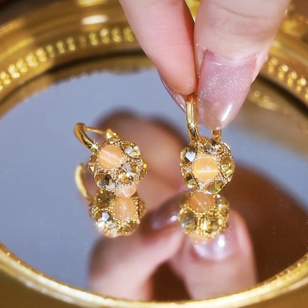 铜合金合成锆石耳饰 时尚百搭款耳扣耳环小众气质甜美百搭耳饰