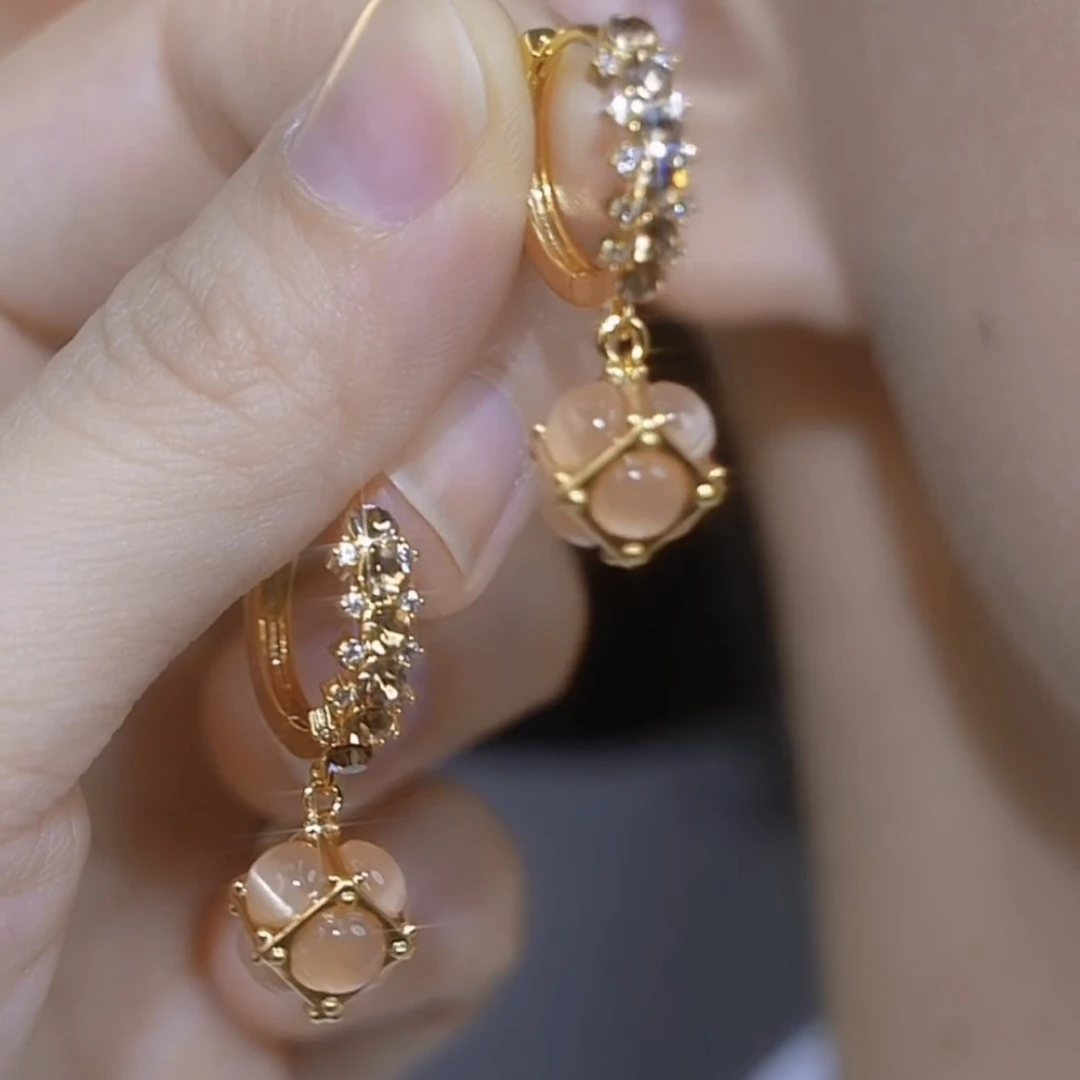 铜合金合成锆石耳饰 复古简约耳饰小众精致百搭耳环