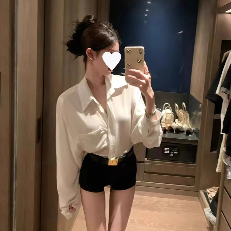 纯欲气质白色衬衫套装女2024夏季新款法式轻奢高级感上衣短裤套装