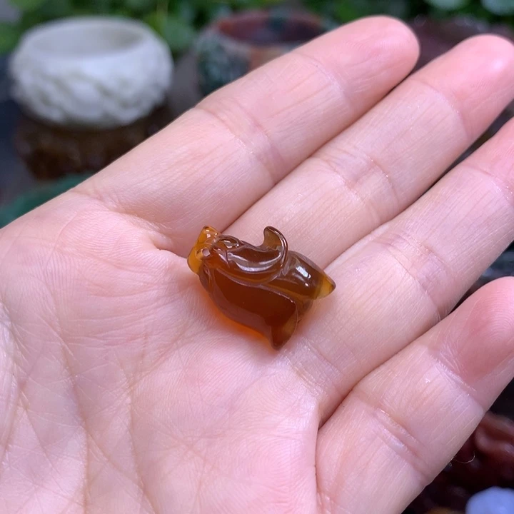 玛瑙/玉髓吊坠(不含链)未镶嵌金*