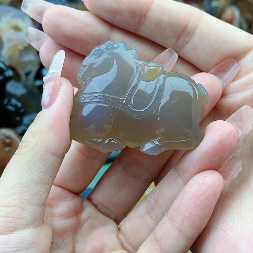 【闪购商品】玛瑙摆件未镶嵌庞*