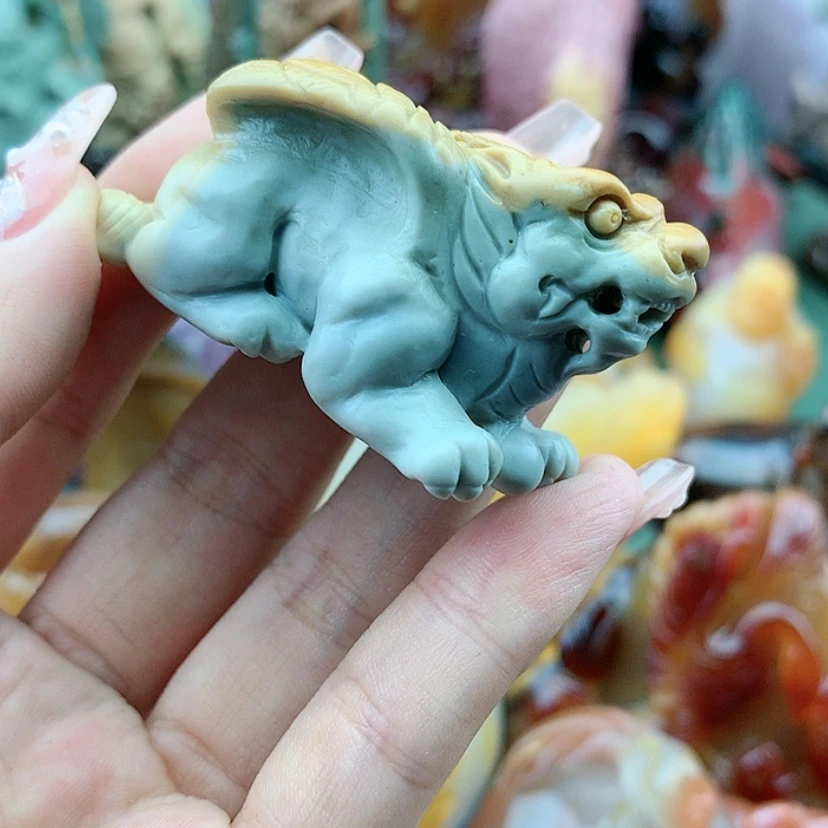 【闪购商品】石英质玉摆件未镶嵌怪*气