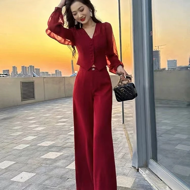2024法式时尚套装女春夏秋新款女人味酒红色显瘦短上衣阔腿裤套装
