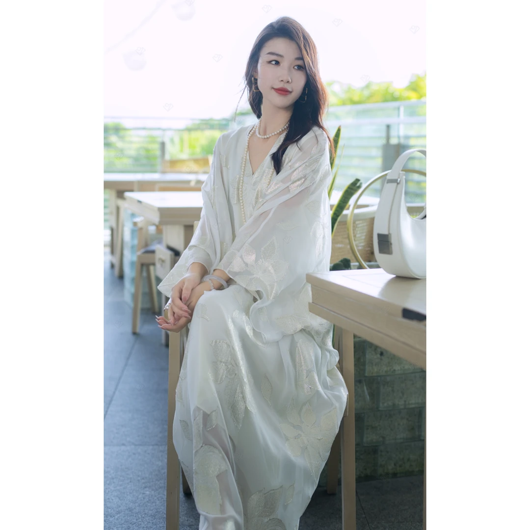 【娜紫服饰】设计师款宽松版定位大花朵桑蚕丝飘逸遮肉显瘦连衣裙