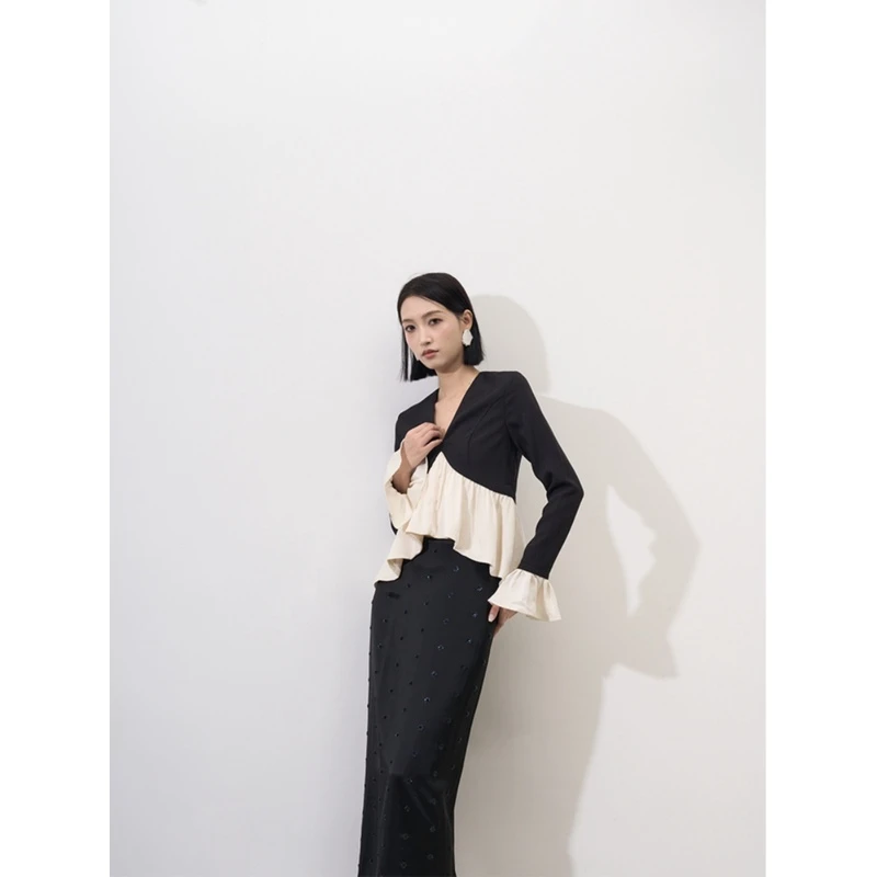 LANVIVIER 法式优雅拼色荷叶边高腰V领上衣+小花钉珠直筒半裙套装