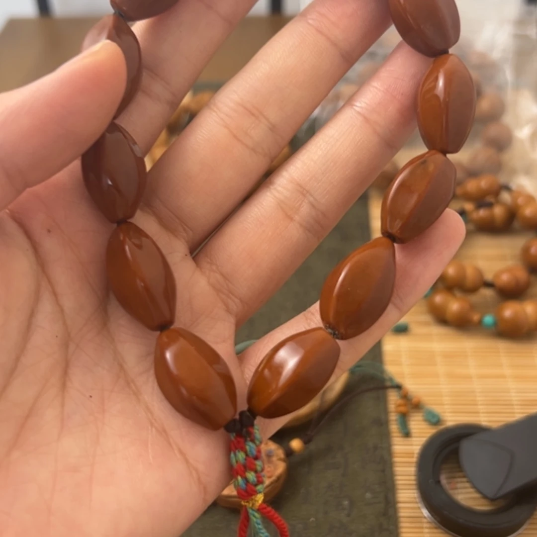 【闪购商品】橄榄核吊坠