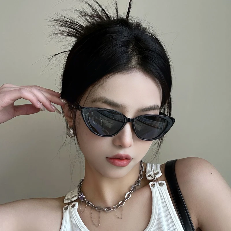 复古猫眼2025新款网红太阳眼镜百搭白色墨镜女款高级感小脸欧美式