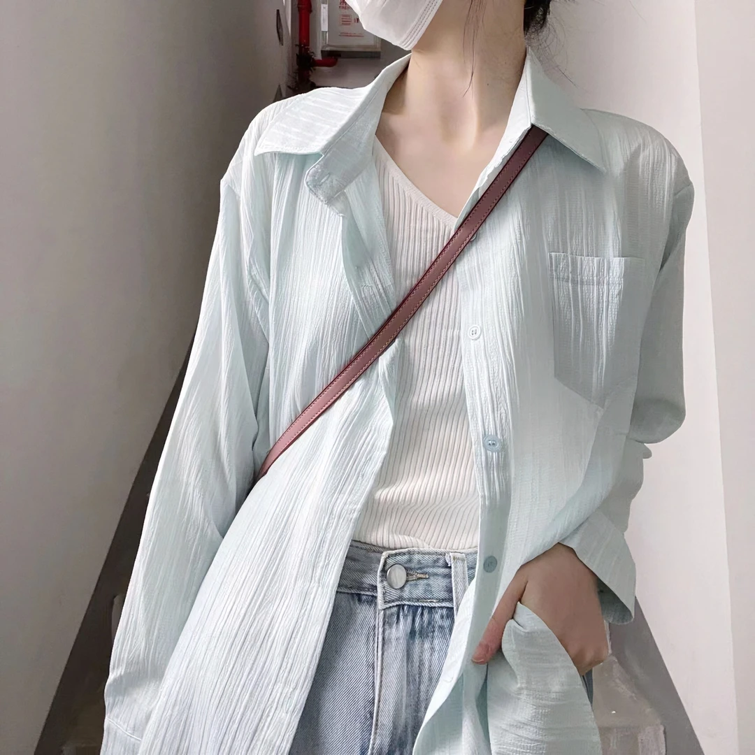 2025春秋款薄荷绿褶皱条纹衬衫女时尚外穿韩系慵懒风衬衣外穿开衫