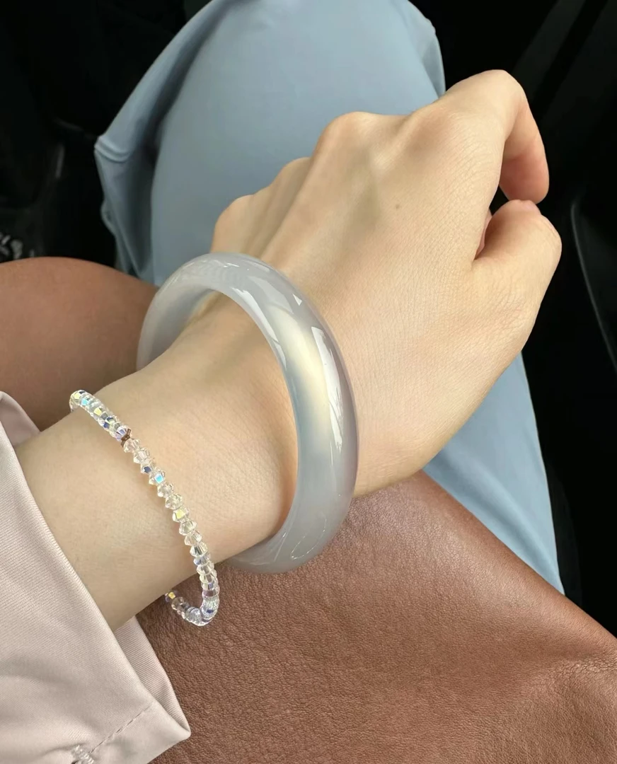 手镯 冰川蓝优雅冰透美人镯细条  52圈口