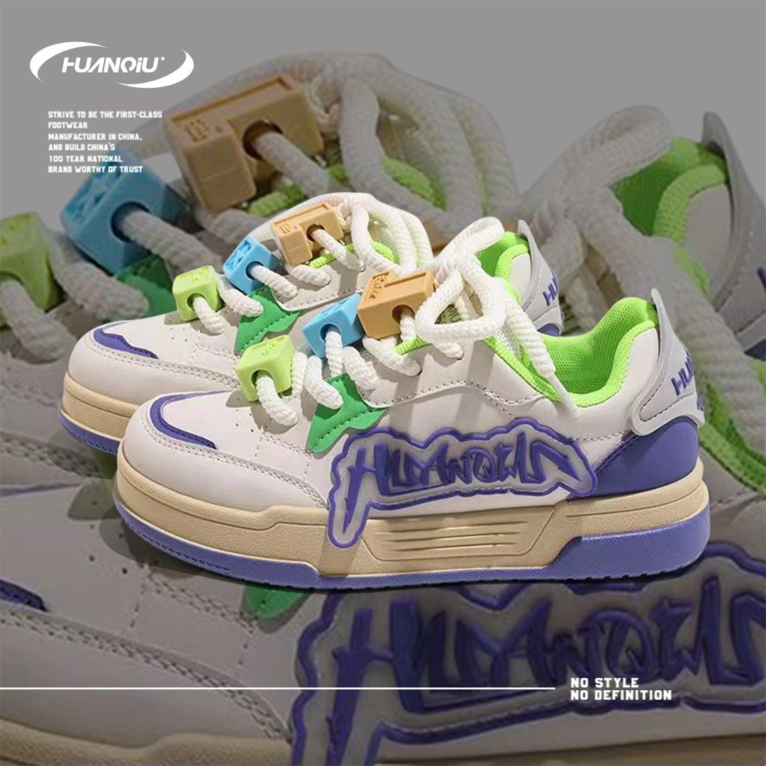 HUANQIU/环球巴斯光年厚底板鞋女秋季2023新款轻便休闲鞋增高鞋子