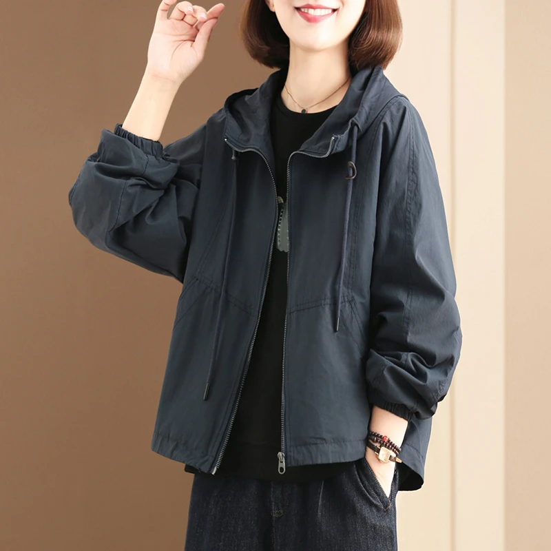 连帽短外套2025春秋新款韩版大码小个子休闲夹克宽松百搭风衣外套