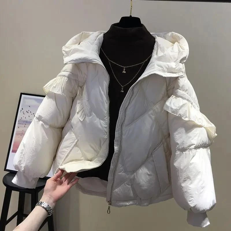 欧货冬装2024新款连帽荷叶边羽绒服服女时尚洋气减龄保暖羽绒款款