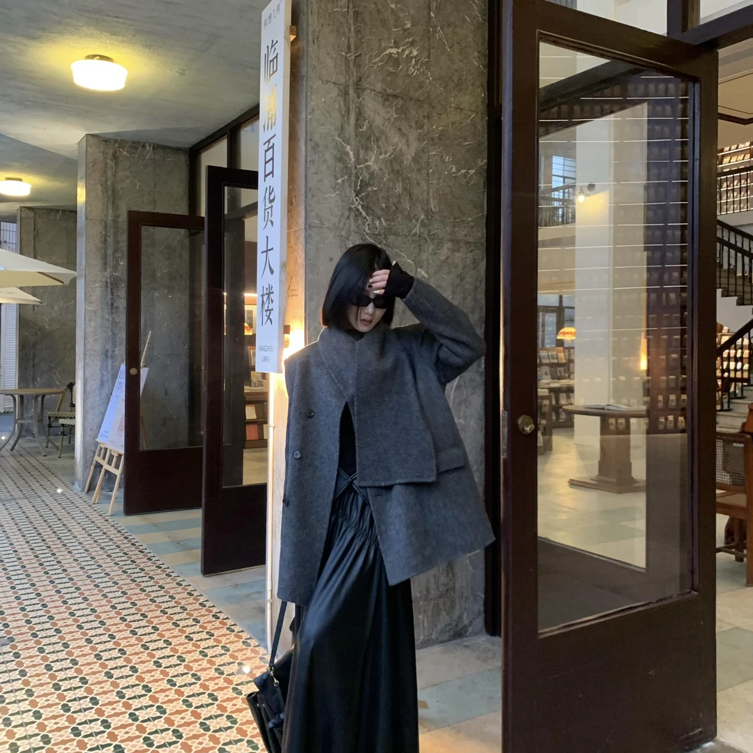 邓蕾婷【主打质感】冬款原创设计羊毛双面呢高级感围巾领呢子大衣