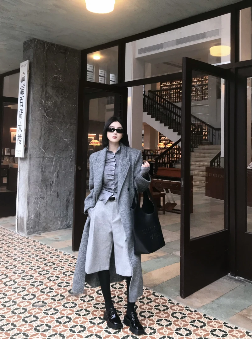 邓蕾婷【冬日温泉】秋冬廓形宽肩骆驼毛大衣重磅宽松绑带长款大衣