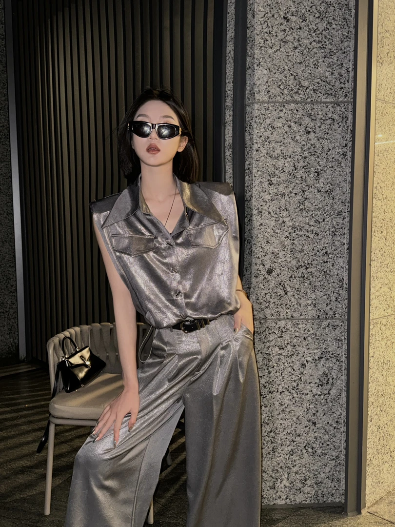 邓蕾婷【鎏星】夏季时尚设计感醋酸小坎肩衬衣女气质小众宽松衬衫