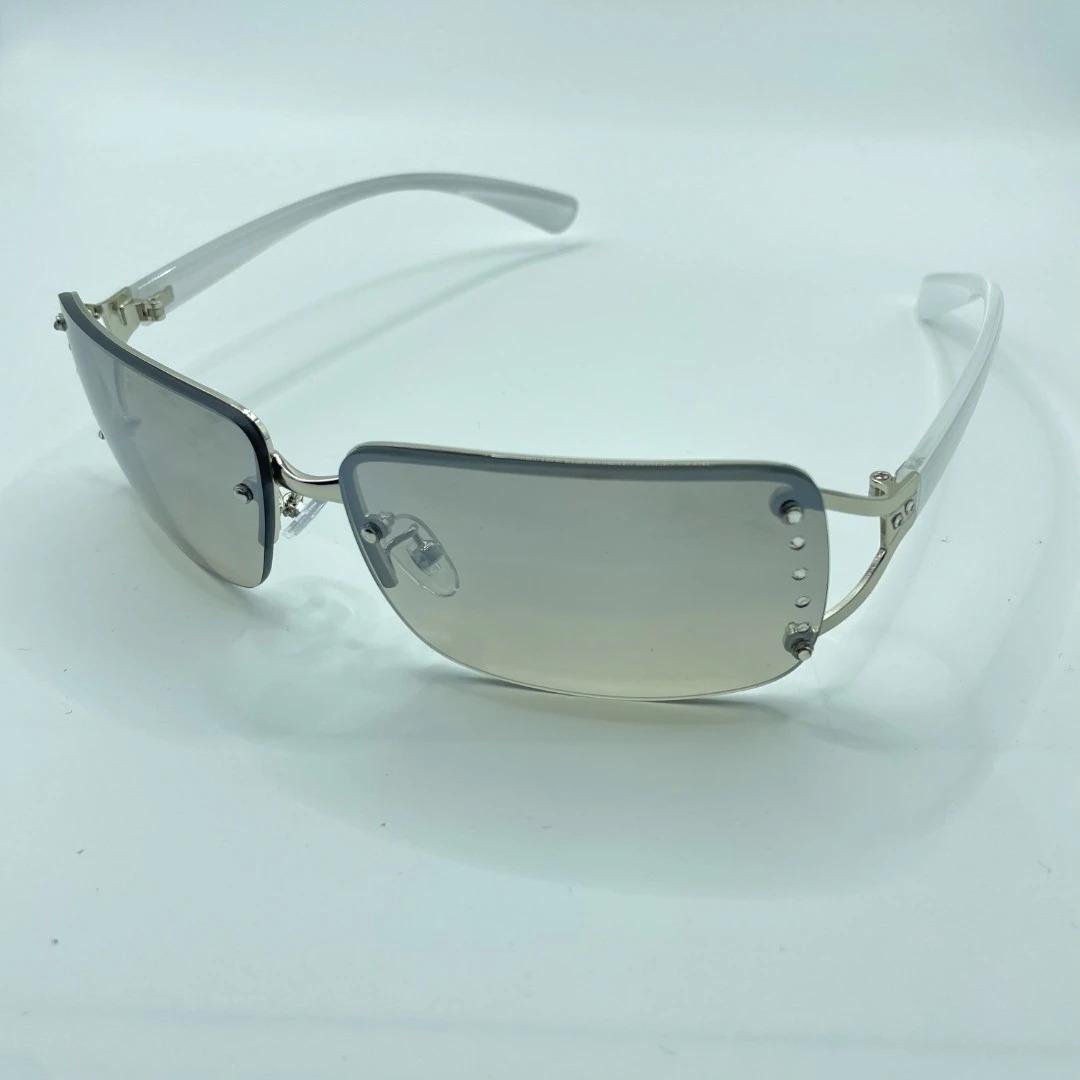 【524】网红时尚百搭个性防紫外线街拍潮流复古墨镜平光镜遮阳潮款