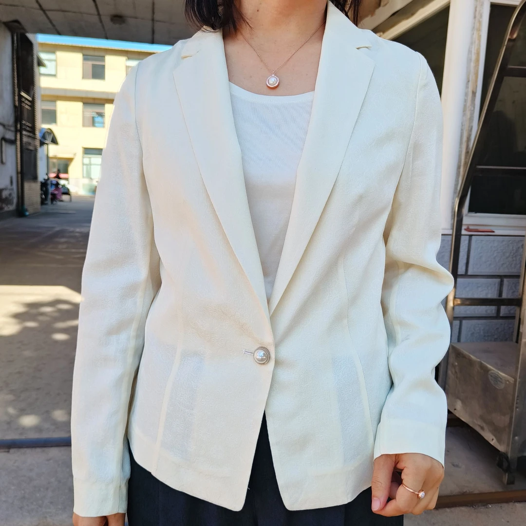 JW-071【提花西服】2024年柞蚕丝女款长袖时尚休闲百搭西服纯色
