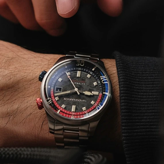 SPINNAKER新款三角帆锻造碳纤维夜光盘面复古自动机械表潜水5111