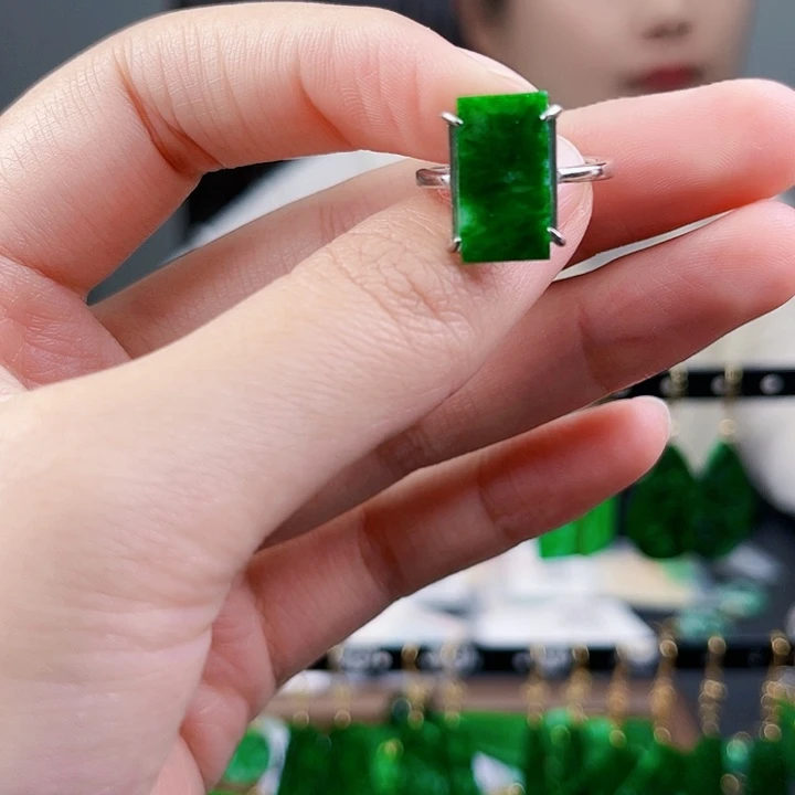 翡翠戒指银S925镶嵌饰品