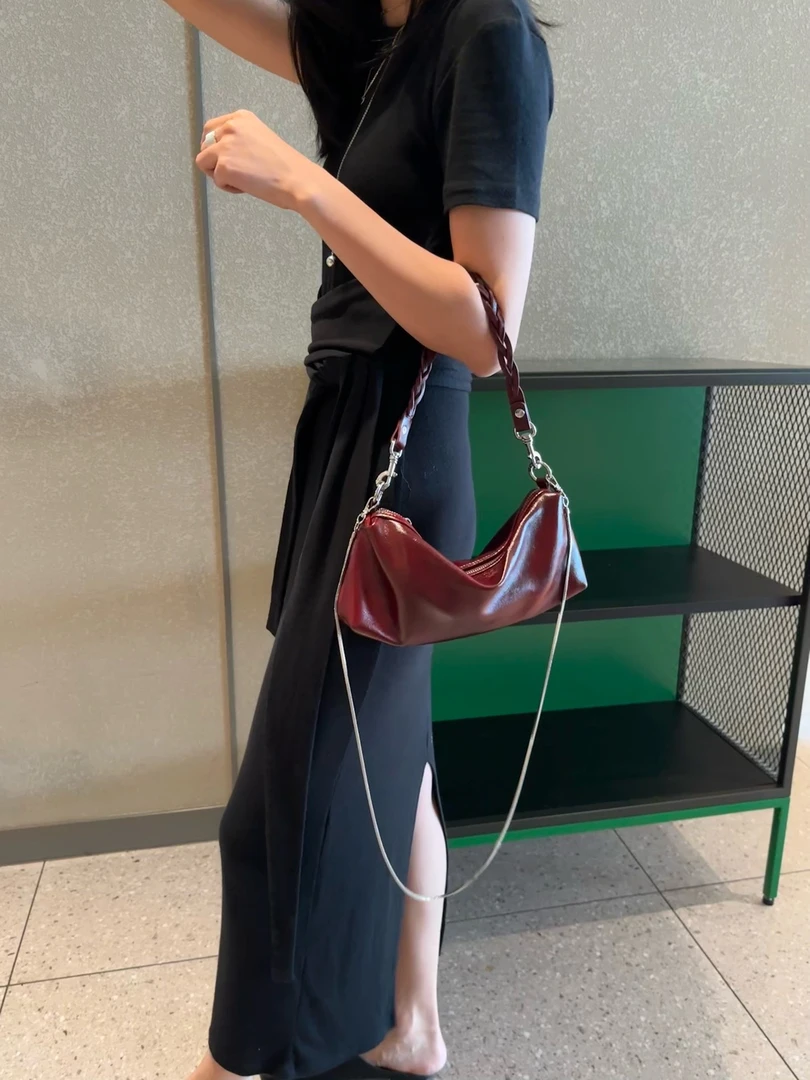 B101---B110单肩斜挎包休闲百搭女士时尚防水多功能